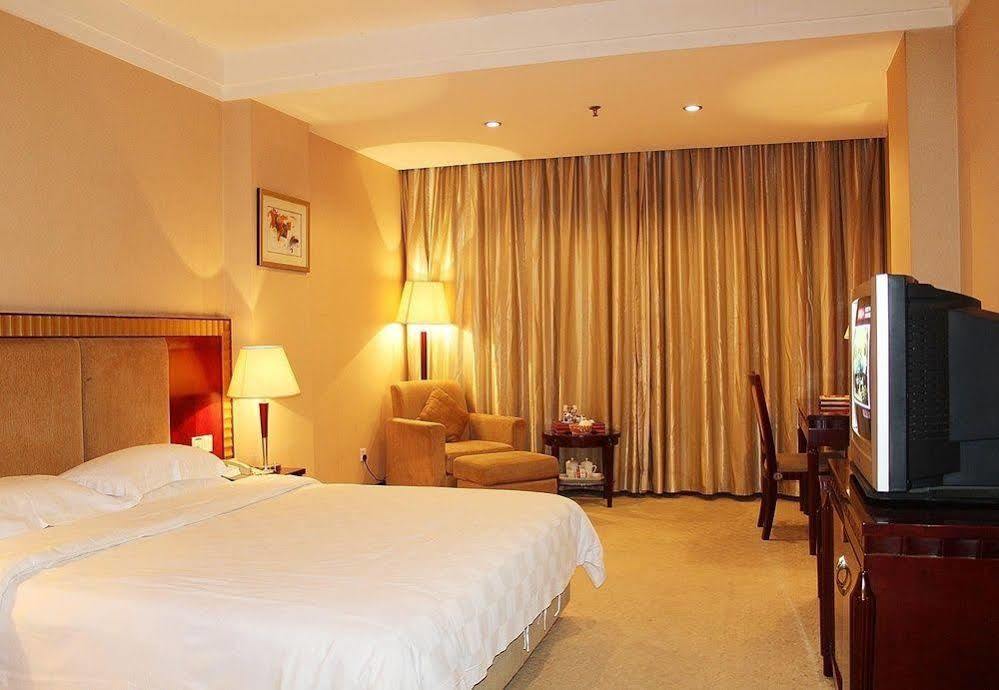 Jun Hao Hotel Dongguan  Exterior photo